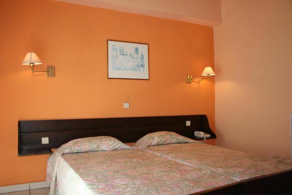 Aegli Hotel Perama  Habitación foto