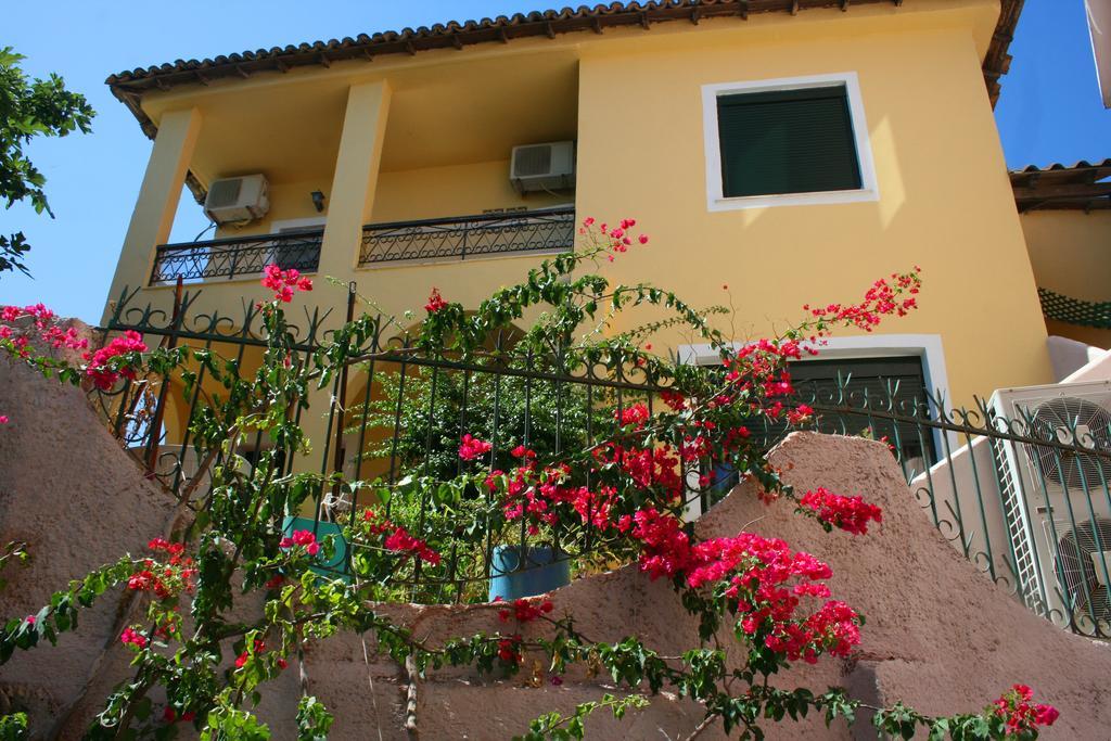 Aegli Hotel Perama  Exterior foto